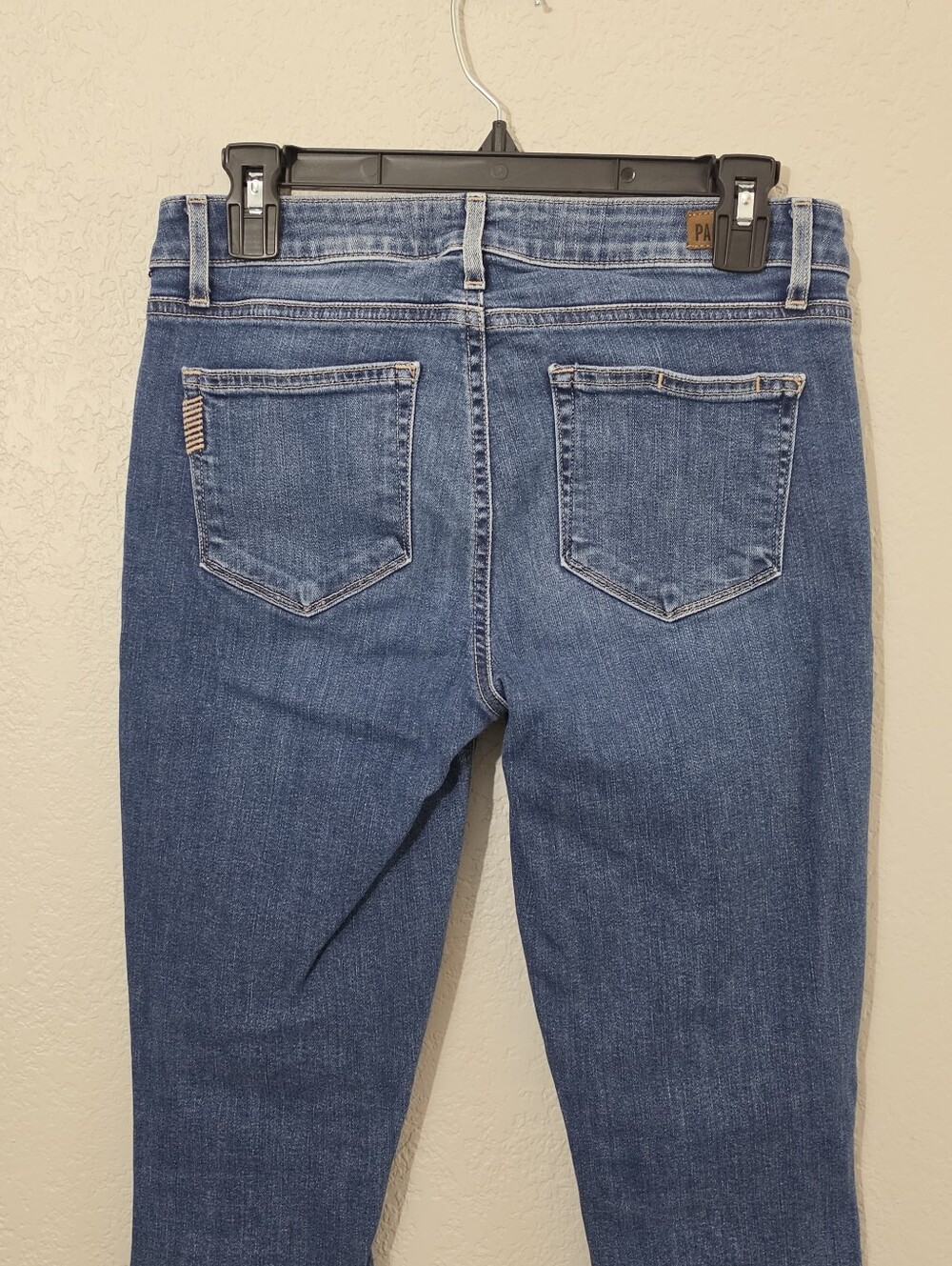 PAIGE Verdugo Crop Skinny Distressed Ankle Jeans Medium Wash Mid Rise Womens 29 - Picture 5 of 9